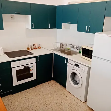 Cosy And Convenient In Kato